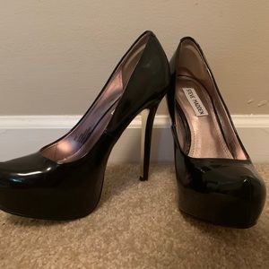 Steve Madden 6in Platform Patent Leather Heels